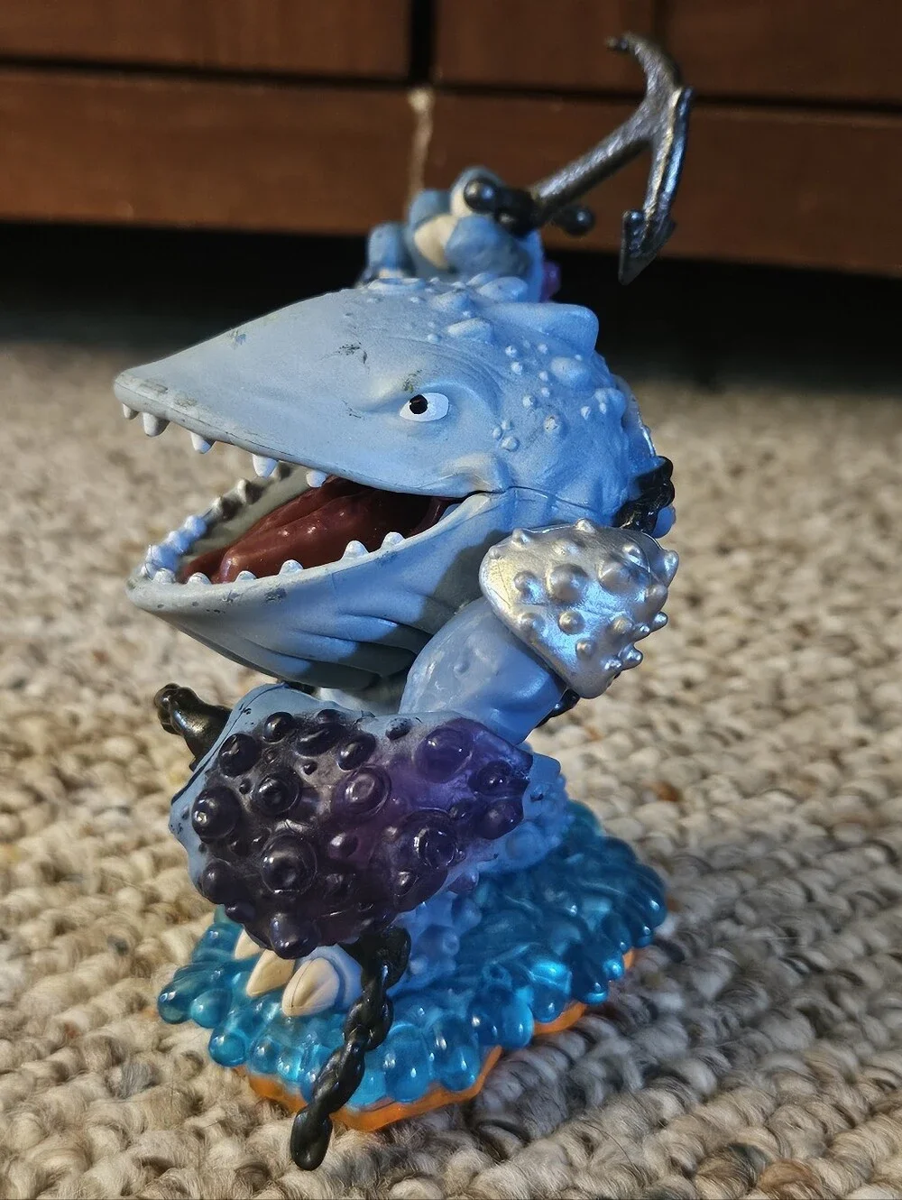 Skylanders Giants Thumpback With The Card